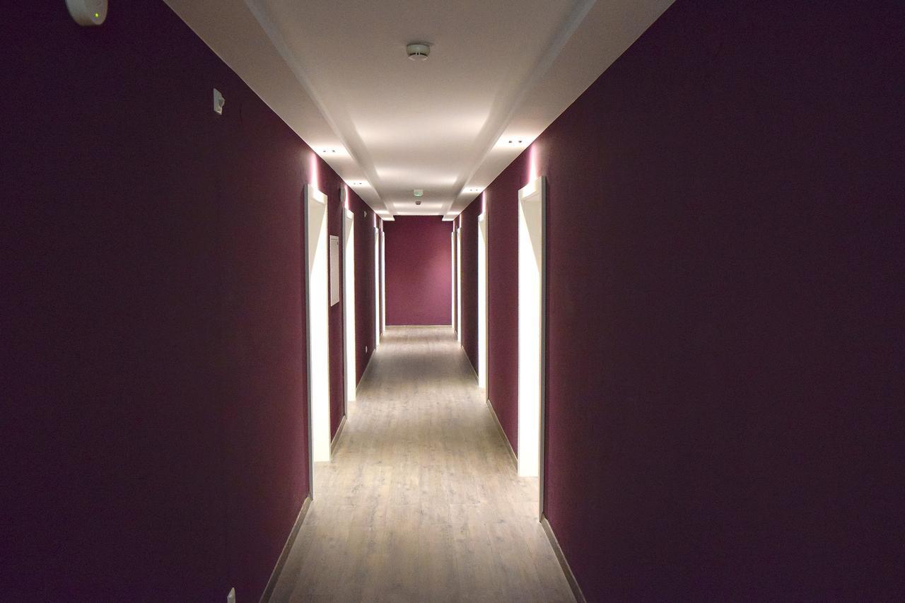 Hotel Kronenhirsch Rußbach am Paß Gschütt Exteriör bild