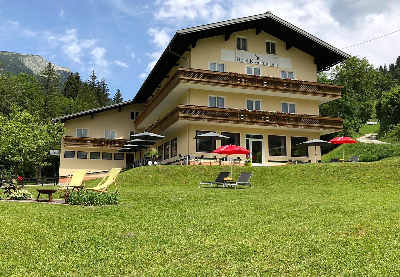 Hotel Kronenhirsch Rußbach am Paß Gschütt Exteriör bild